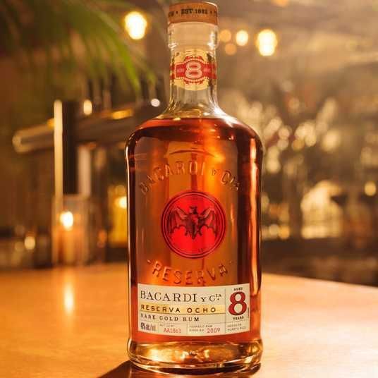 Купити Ром Bacardi Reserva Ocho Gold 8 років 0,7 л 40 % 904573 в